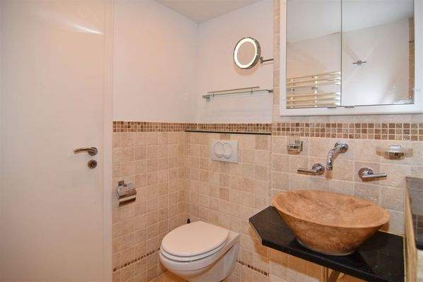 Hochwertige Badausstattung