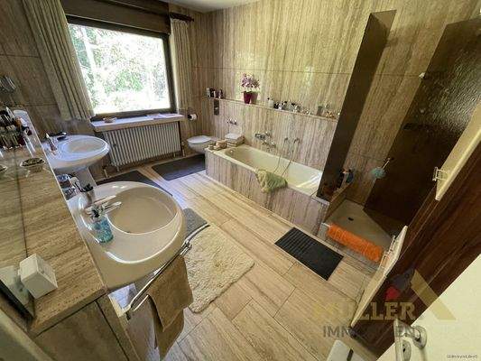 EG - Badezimmer © Müllerimmobilien®