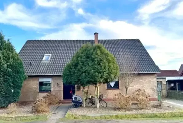 Straßenansicht
