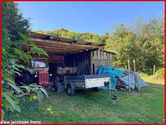 Platz für Trecker oder Wohnmobil