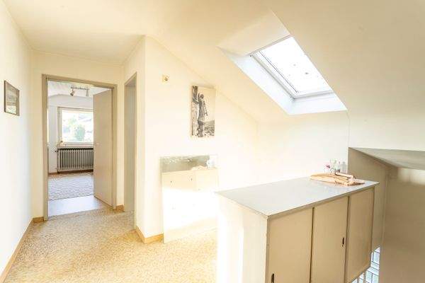 1. OG - Diele mit Blick ins westliche Zimmer