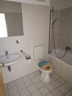 innenliegendes Bad m. Wanne