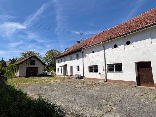 Ansicht mit Garage.jpg