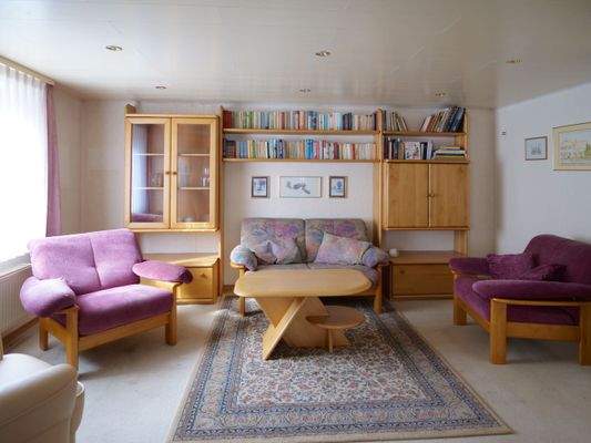 EG - Haupthaus - Wohnzimmer 