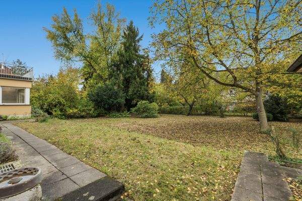 Parkähnliches Grundstück