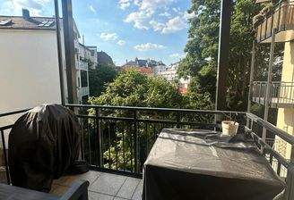 Balkon mit schönem weiten Blick