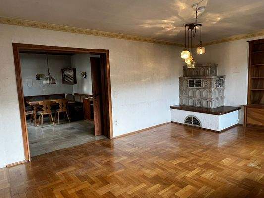 Wohnzimmer und Esszimmer