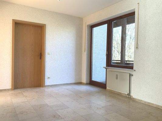 EG: Diele mit Austritt zum Nordbalkon