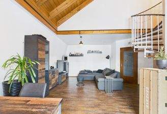 Wohn - und Esszimmer