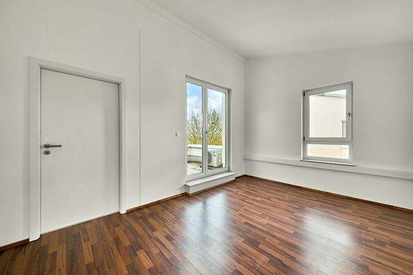 2nd Floor: Bedroom 3.5