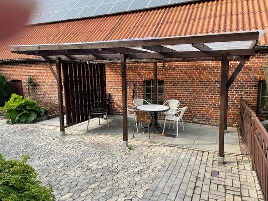 Überdachte Terrasse 2