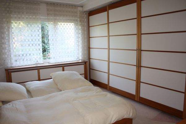 Erstes Schlafzimmer EG