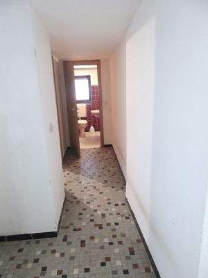 Flur im Keller