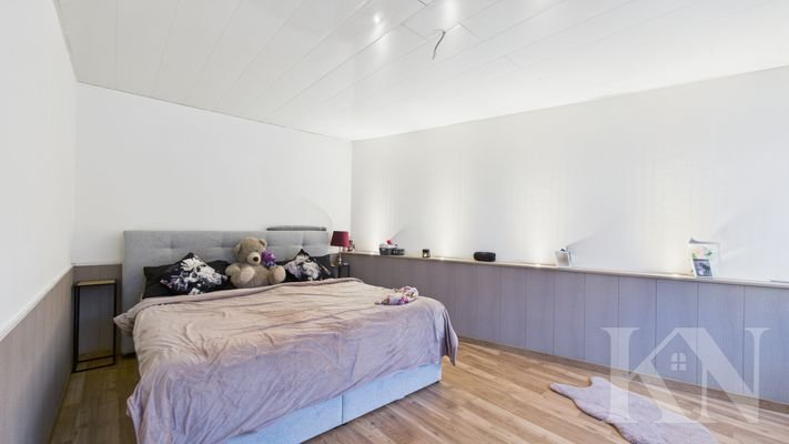 Eltern-Schlafzimmer 1.OG