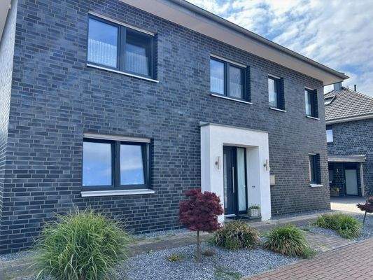 Eingang Erdgeschoss-Wohnung