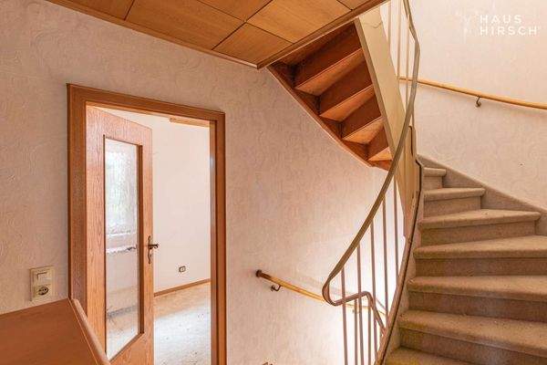 Treppenhaus 1. OG