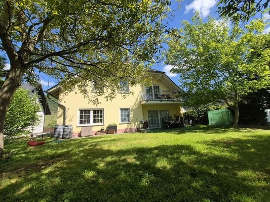 Zweifamilienhaus
