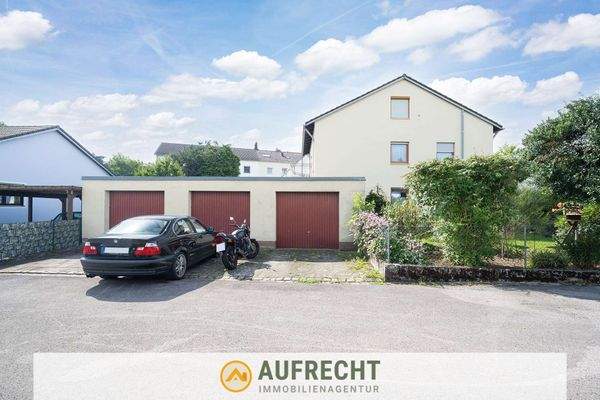 Einzelgarage (rechts)