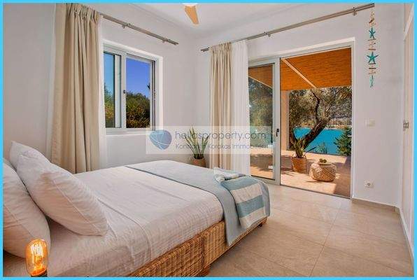 51231159f7af4d83b2bf19c9e2da3368-original