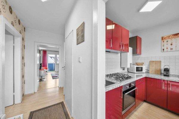 Flur und  Küche.jpg