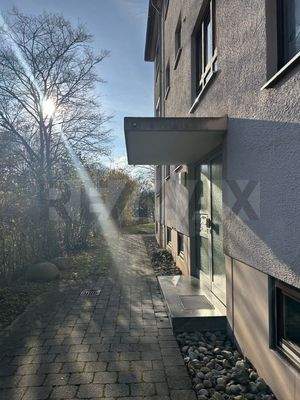 Eingangsbereich außen