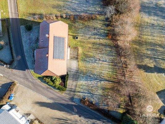 Luftbild Haus und Grundstück