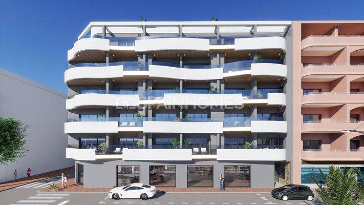 Apartments in Complex with Rooftop Pool in Torrevieja
