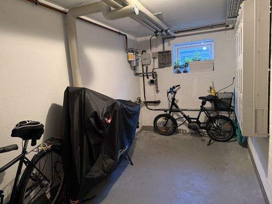 Kellerraum Gemeinschaft