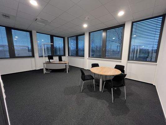 Büro 7 (1).jpg