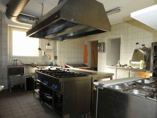 Profiküche im EG