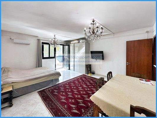 c42597b1638940eb94a477e679821f23-original