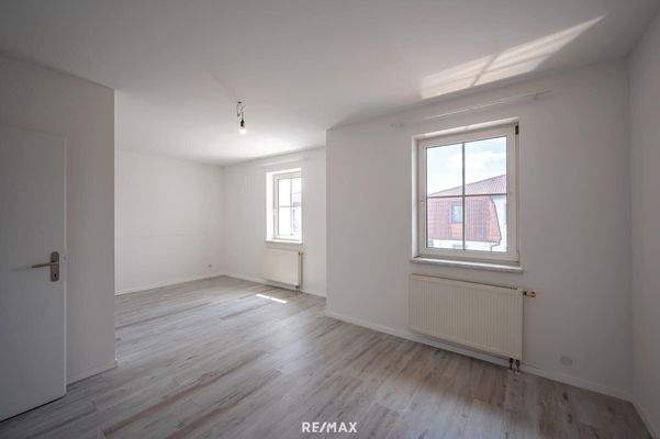 Master Bedroom mit begehbarer Garderobe