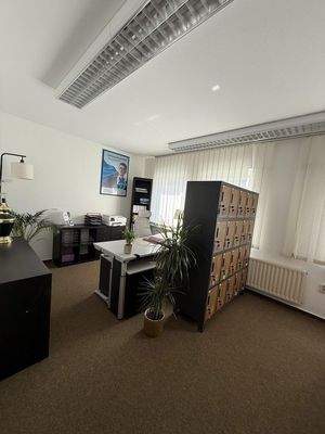 Büro 1