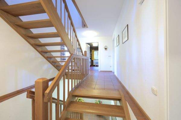 Treppenhaus zum Halbgeschoss