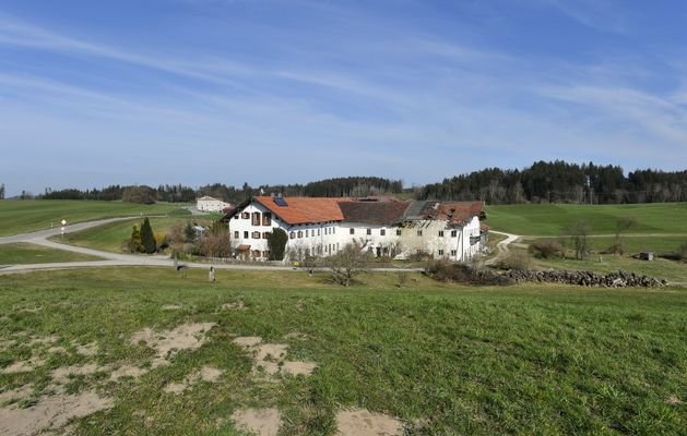 Blick zur Hofstelle