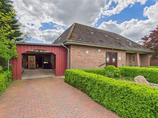 Ansicht/ Straße      -PR0032-STILL001