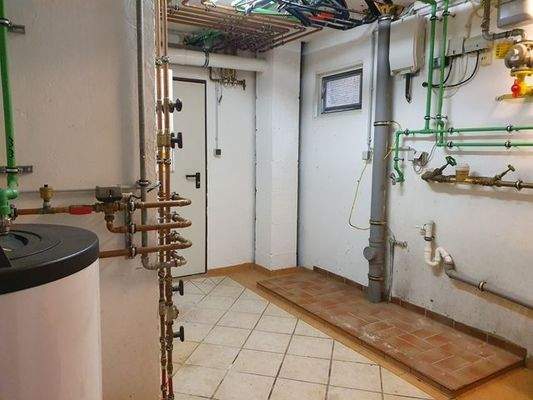 KG: Heizraum/Hauswirtschaftsraum