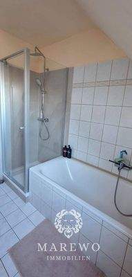 Badezimmer, Obergeschoss, Bild 2