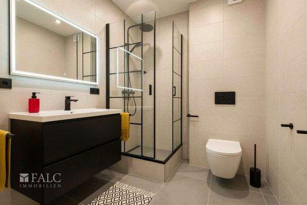 Bad (virtuell möbliert)