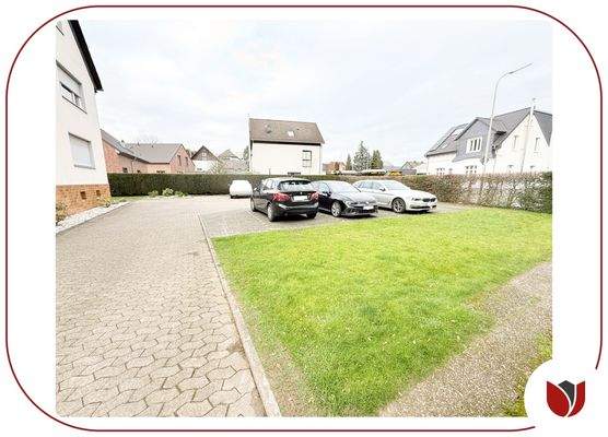 PKW-Stellplatz direkt im Hof