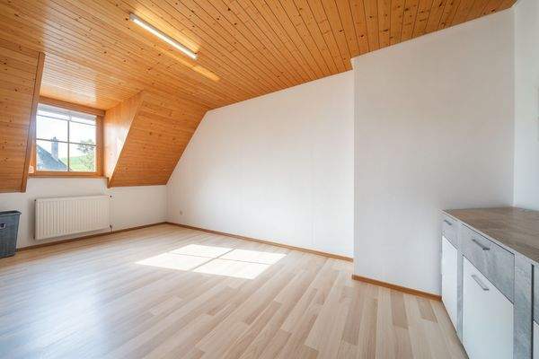  (mit KI optimiertes Foto)