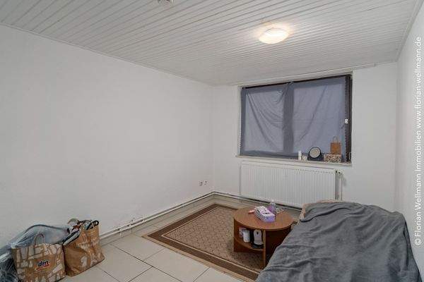 Wohnbereich Souterrain Mitte 