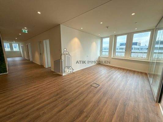 Büro- und Praxisfläche