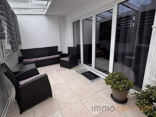 4CDDE34F-A904-4DC2-998D-A5BE9CCCCC8C_1_105_c