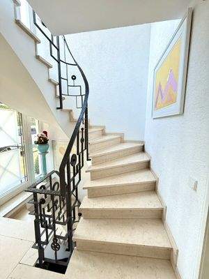 Treppe zur Wohnung