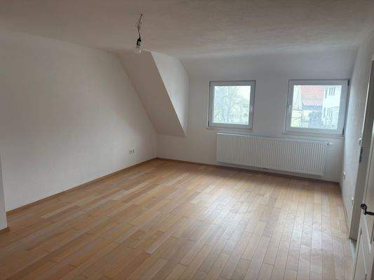 OG Schlafzimmer 2 (2).JPG