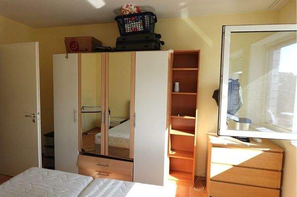 Schlafzimmer 1.OG links