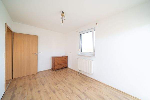 Erdgeschoss - Gästezimmer:Büro_2