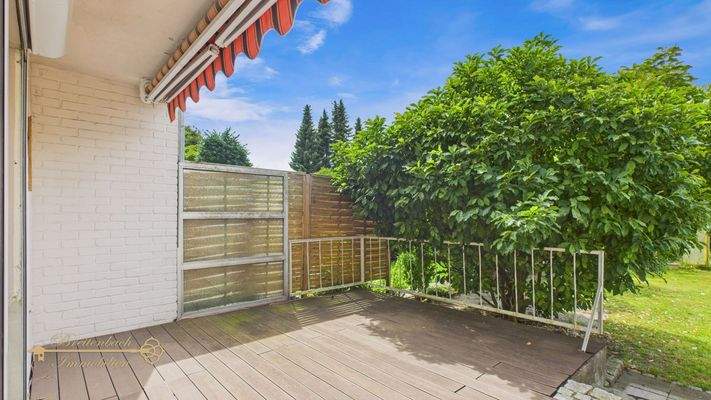 Terrasse mit Markise 