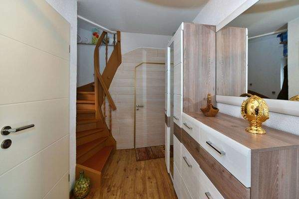 Flur/Treppenhaus, Foto 2 (EG)